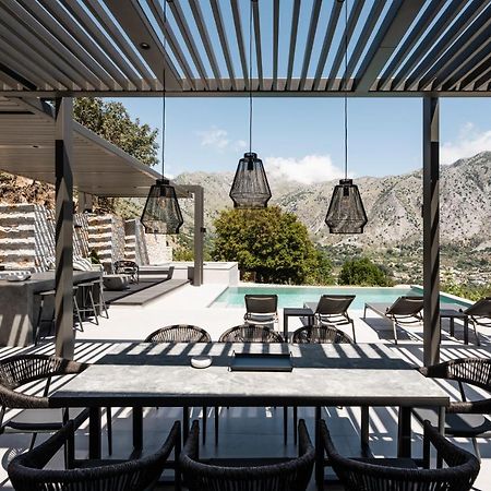 Eumelia Iconic Villa, With Heated Pool & Whirlpool, By Thinkvilla Asi Gonia 외부 사진