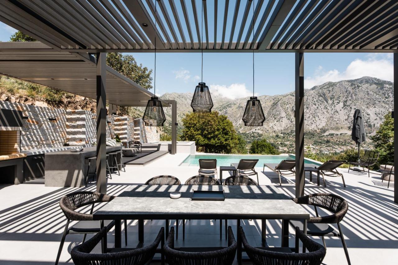 Eumelia Iconic Villa, With Heated Pool & Whirlpool, By Thinkvilla Asi Gonia 외부 사진