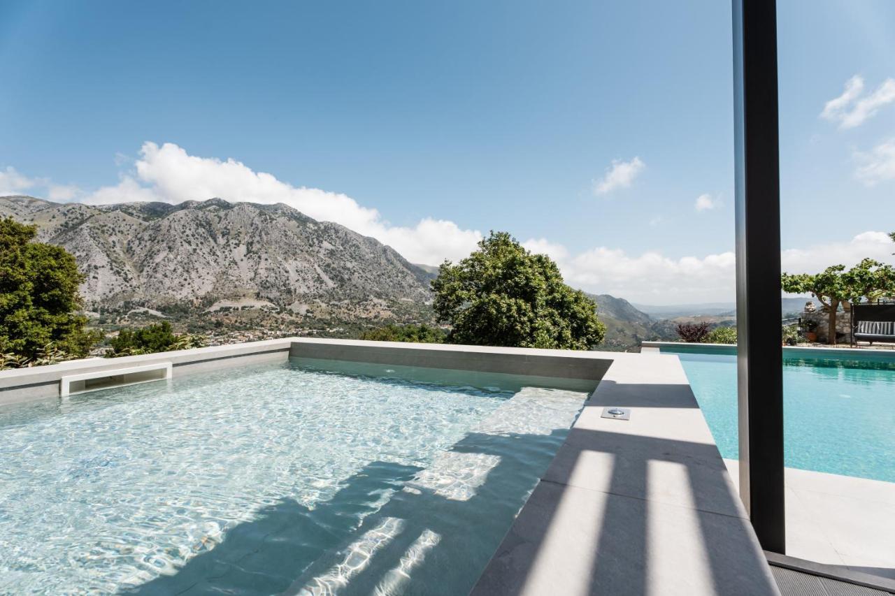 Eumelia Iconic Villa, With Heated Pool & Whirlpool, By Thinkvilla Asi Gonia 외부 사진